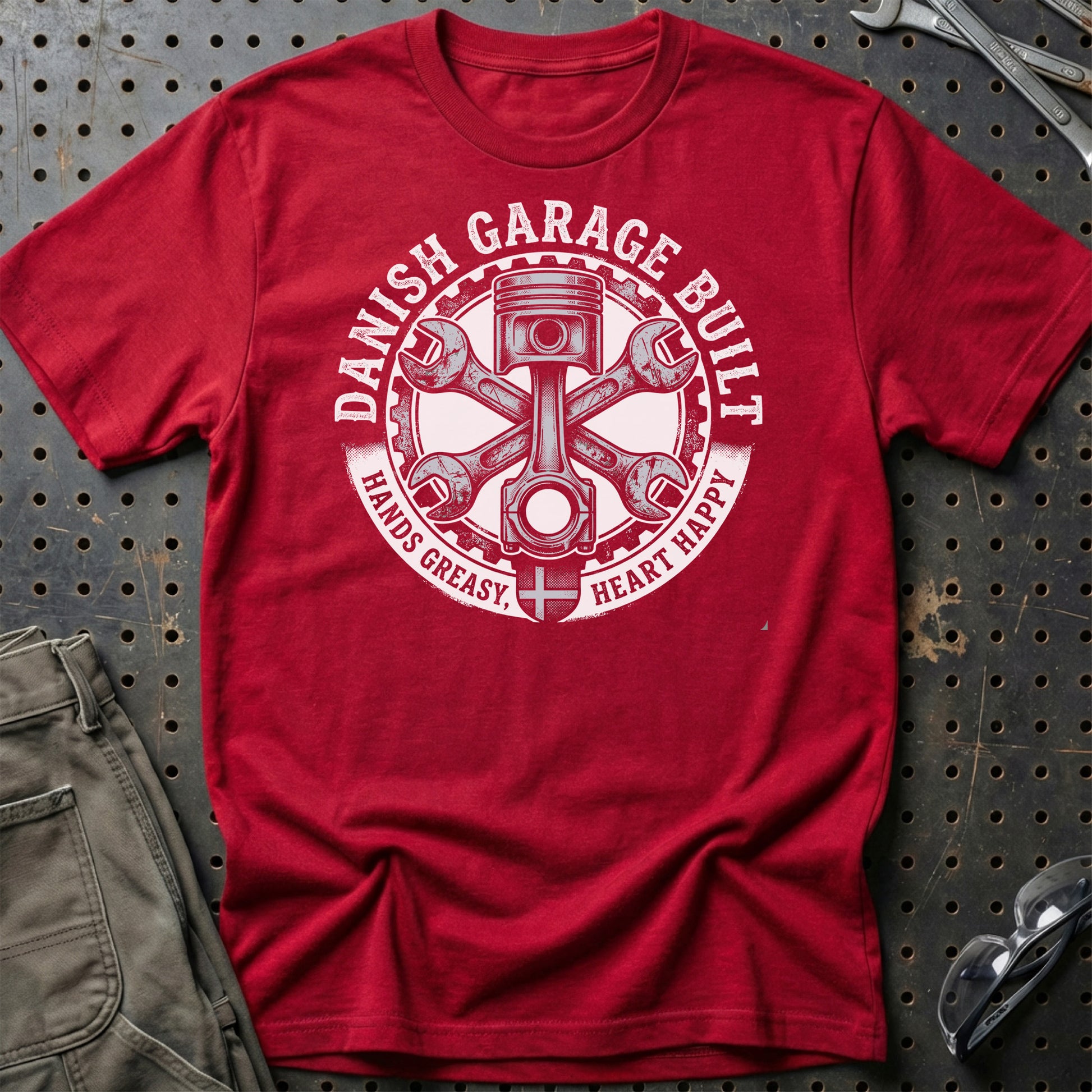 Danish Garage Built – Hands Greasy Heart Happy - Unisex T-Shirt , Bomuld-Beklædning-Garage Culture-Rød-S-Garage Culture Shop- garage - man cave - merchandise