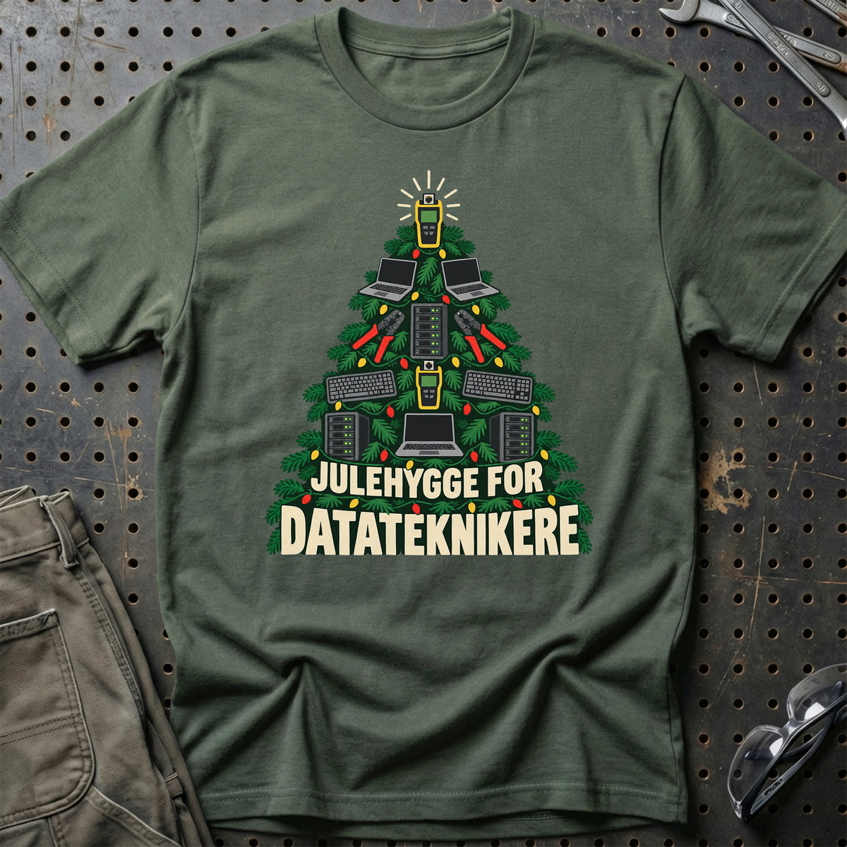 
Datatekniker – Julehygge – Unisex T-Shirt – Grøn Militær
