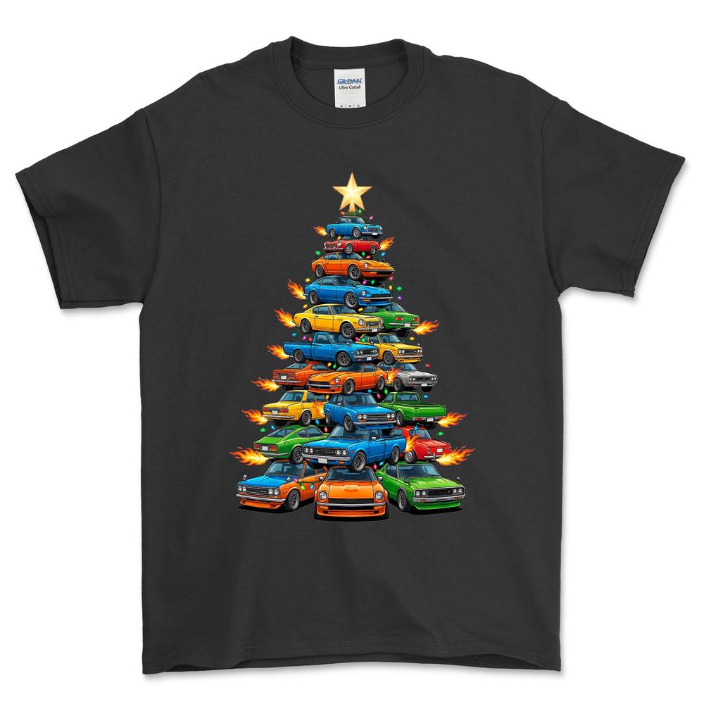 Datsun Juletræ Christmas Tree - Unisex T-Shirt-Beklædning-Datsun-Sort-S-Forside-Garage Culture Shop- garage - man cave - merchandise