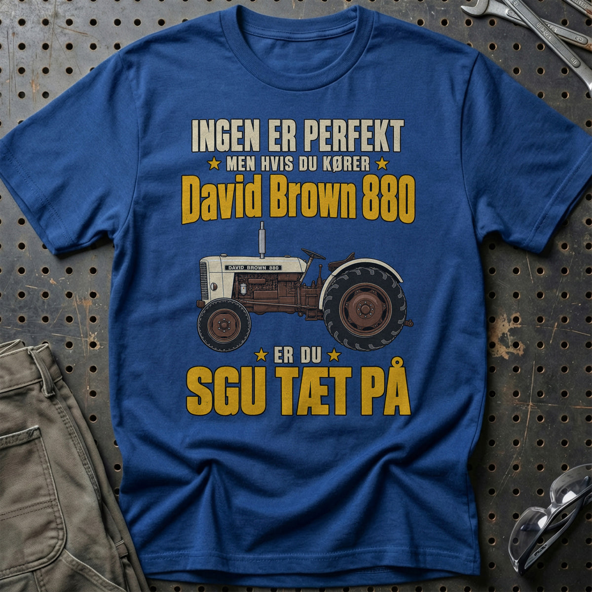 
Produktbillede af David Brown 880 – Ingen Er Perfekt T-Shirt