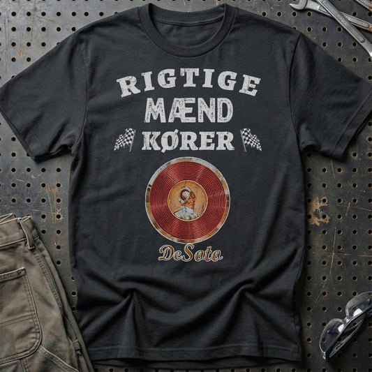 DeSoto Rigtige Mænd Kører - Unisex T-Shirt , Bomuld-Beklædning-DeSoto-Sort-S-Garage Culture Shop- garage - man cave - merchandise