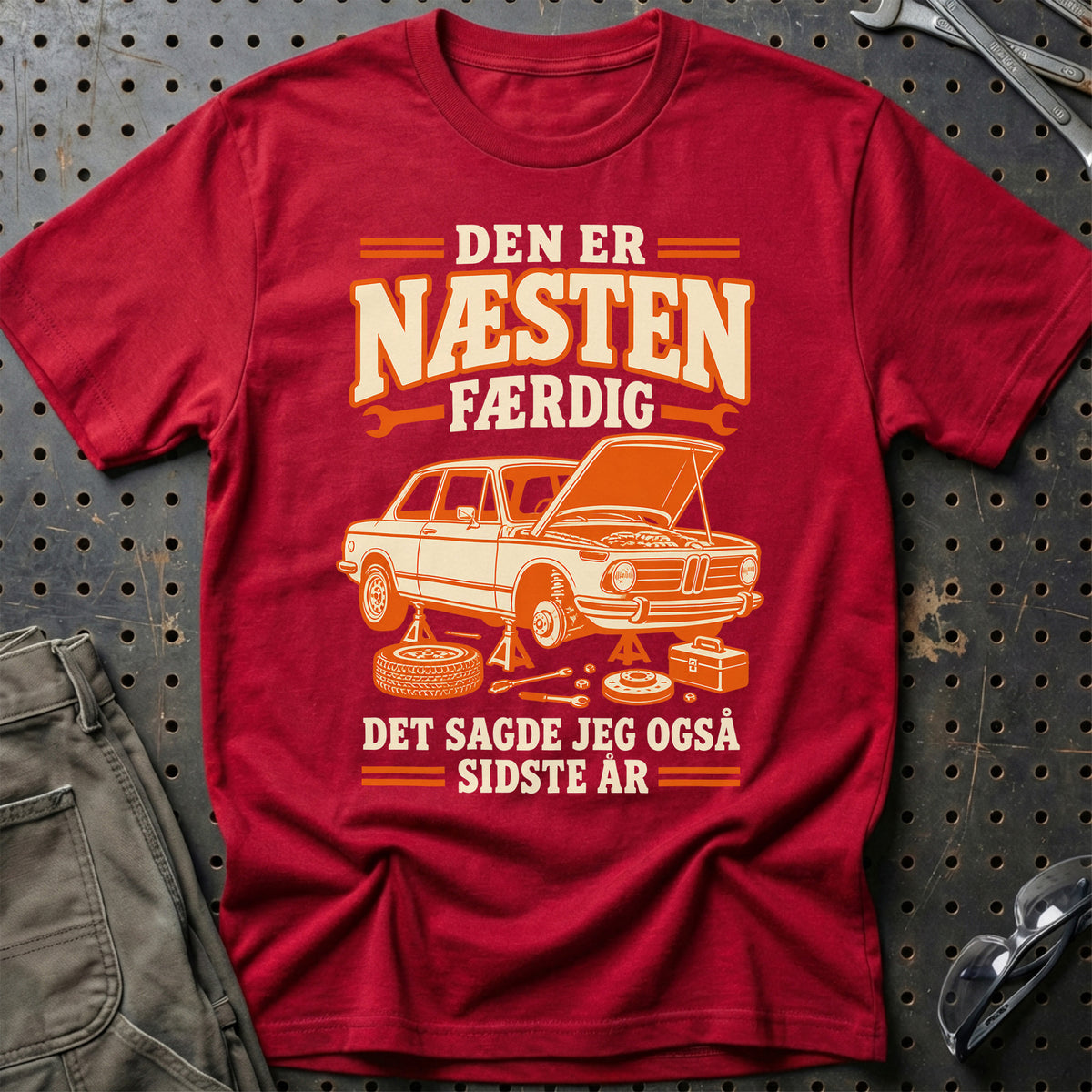 
Produktbillede af Den er næsten færdig – Det sagde jeg også sidste år T-Shirt