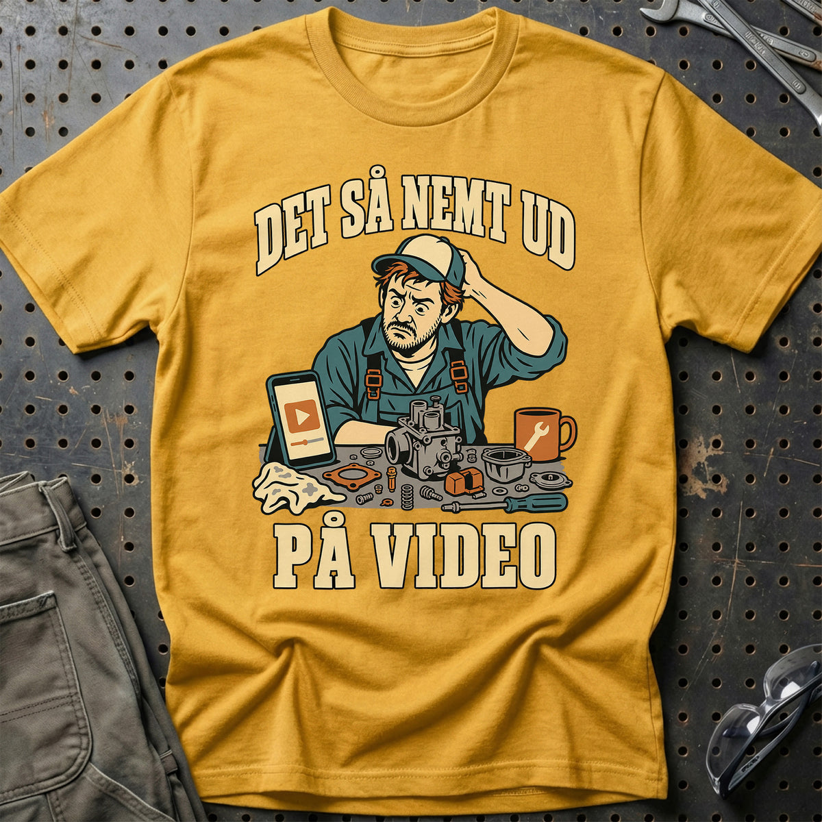 
Det så nemt ud – På video T-Shirt – Guld