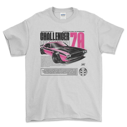 Dodge Challenger - Unisex T-Shirt , Bomuld-Beklædning-Dodge-Hvid-S-Forside-Garage Culture Shop- garage - man cave - merchandise