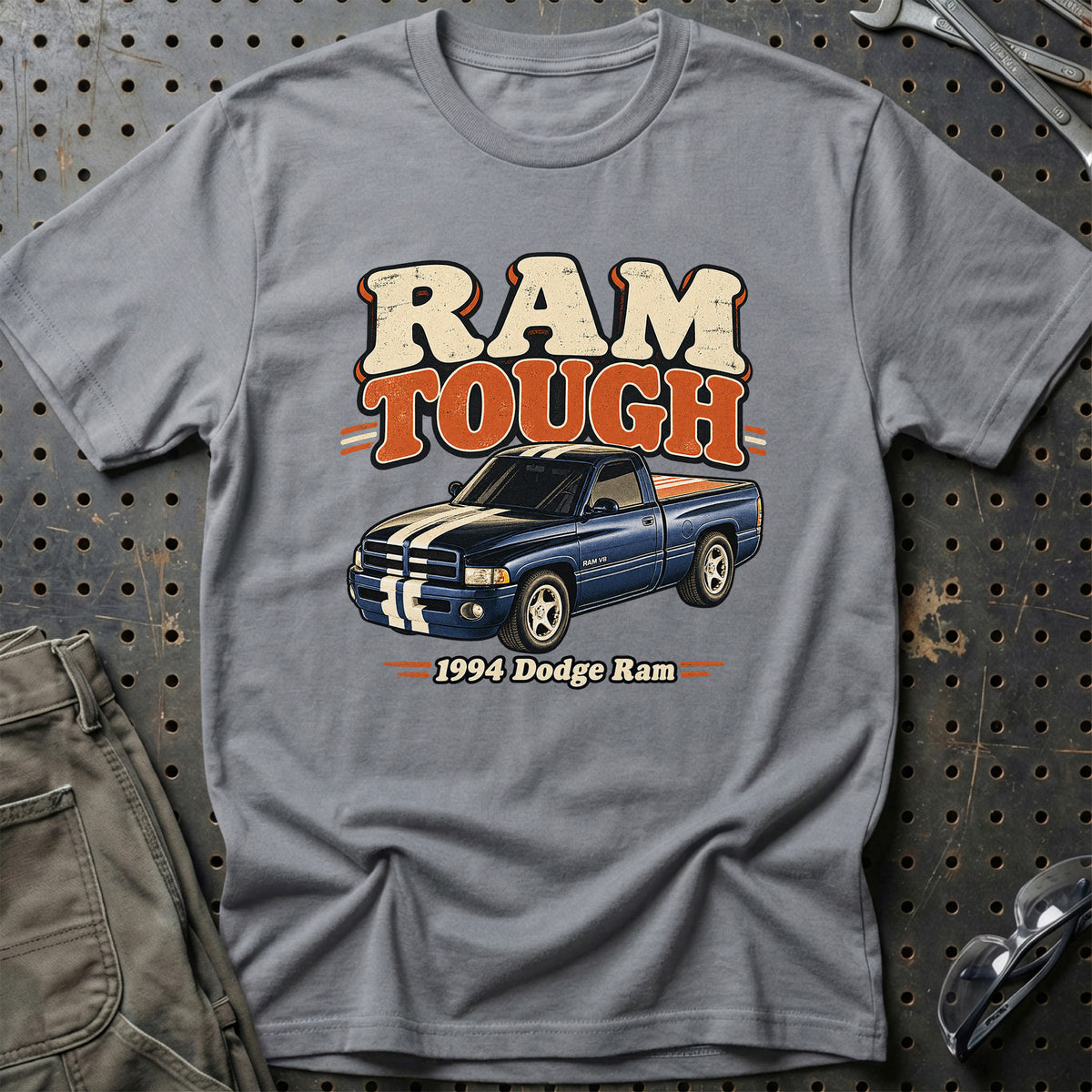
Dodge Ram 1994 – Ram Tough T-Shirt – Grå Sport