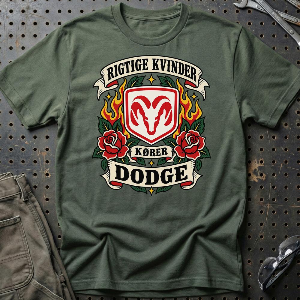 
Produktbillede af Dodge Rigtige Kvinder Kører – Roser og Flammer T-Shirt