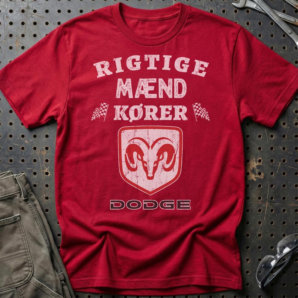 Dodge Rigtige Mænd Kører T-Shirt-Beklædning-Dodge-Rød-S-Garage Culture Shop- garage - man cave - merchandise