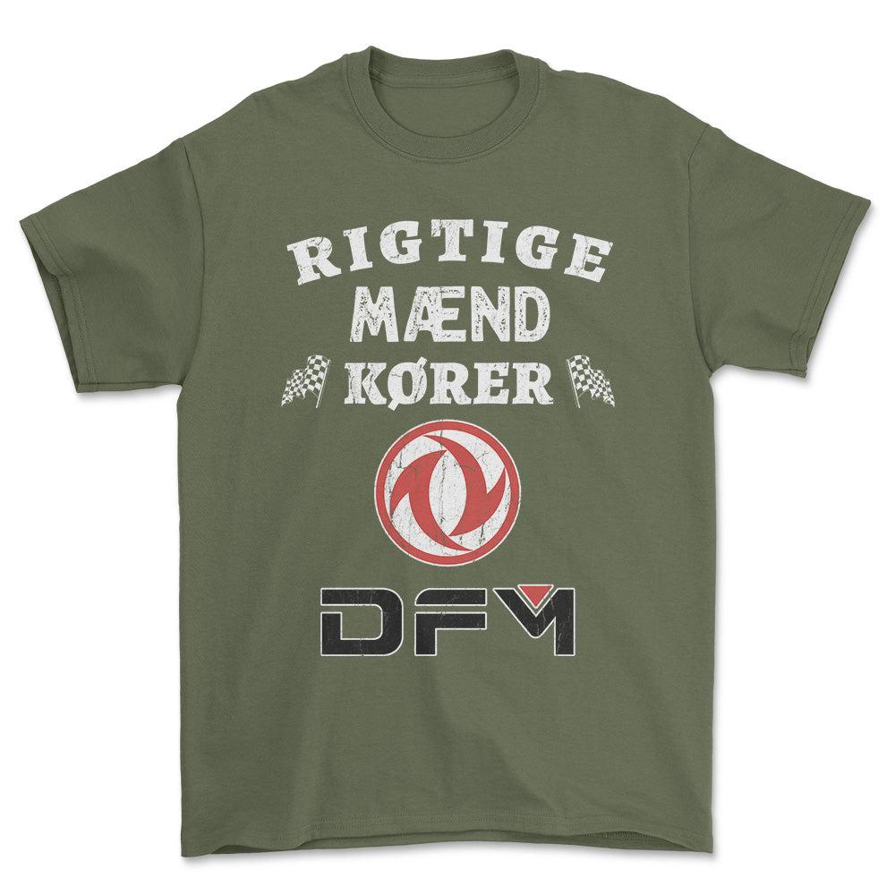 Dong Feng Rigtige Mænd Kører - Unisex T-Shirt , Bomuld-Beklædning-Dong Feng-Grøn Militær-S-Forside-Garage Culture Shop- garage - man cave - merchandise