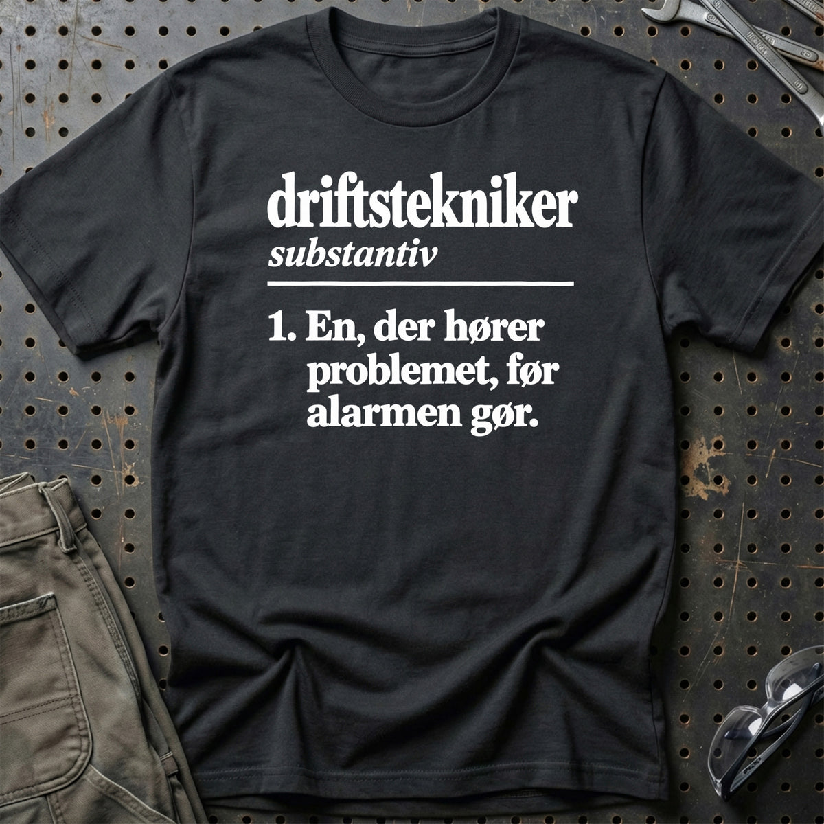 
Driftstekniker – Definition T-Shirt – Sort