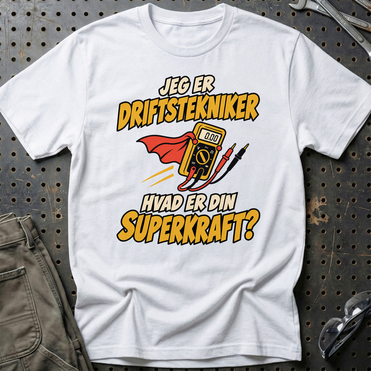 
Driftstekniker – Hvad er din superkraft? – Unisex T-Shirt – Hvid