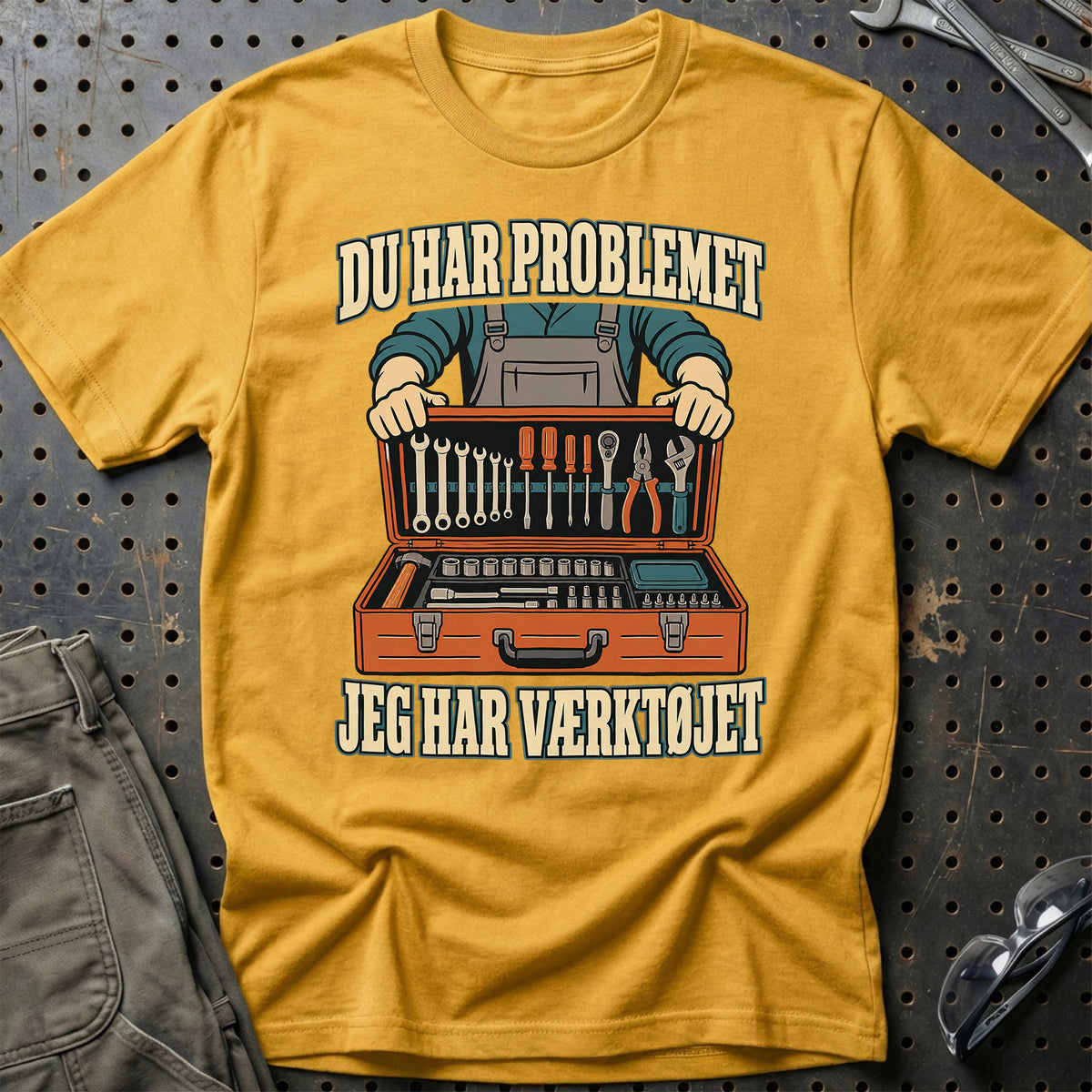 
Du har problemet – Jeg har værktøjet T-Shirt – Guld