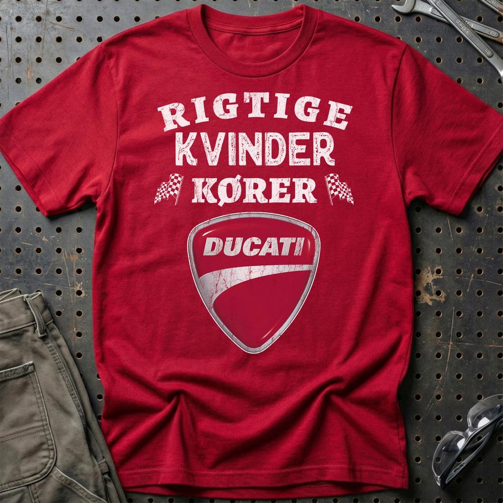 Ducati Rigtige Kvinder Kører T-Shirt-Beklædning-Ducati-Rød-S-Garage Culture Shop- garage - man cave - merchandise
