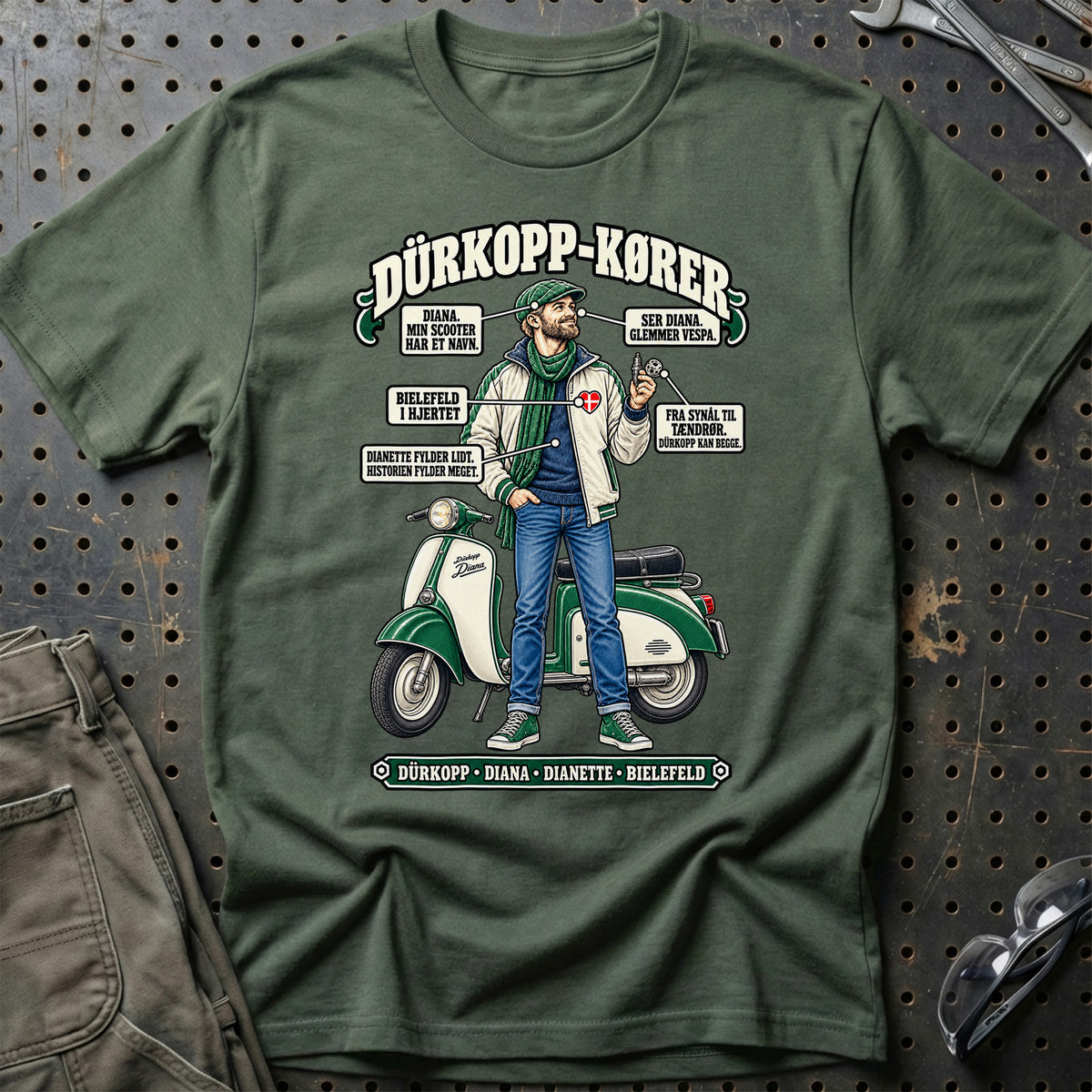 
Dürkopp-Kører T-Shirt – Grøn Militær