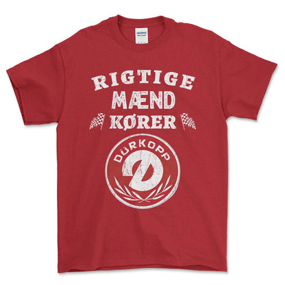 Durkopp Rigtige Mænd Kører - Unisex T-Shirt , Bomuld-Beklædning-Dürkopp-Rød-S-Forside-Garage Culture Shop- garage - man cave - merchandise