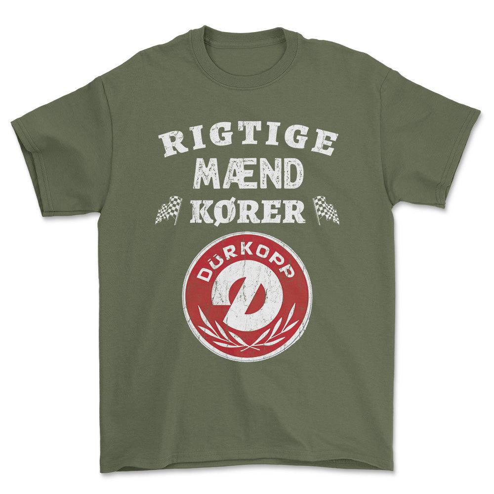 Durkopp Rigtige Mænd Kører - Unisex T-Shirt , Bomuld-Beklædning-Dürkopp-Grøn Militær-S-Forside-Garage Culture Shop- garage - man cave - merchandise
