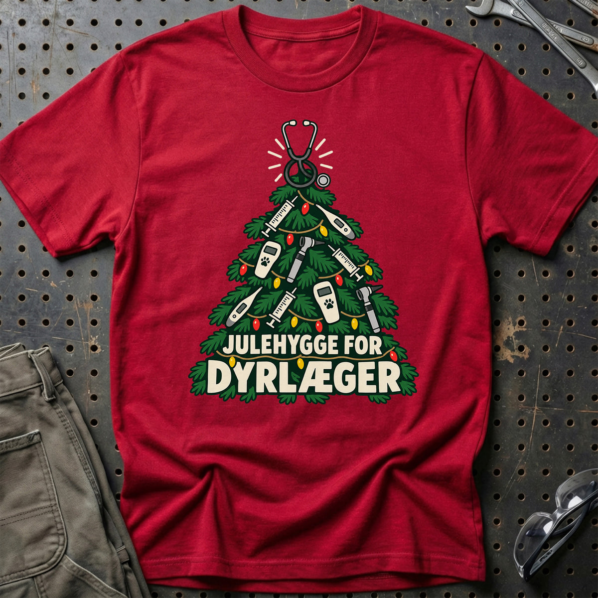 
Dyrlæge – Julehygge – Unisex T-Shirt – Rød