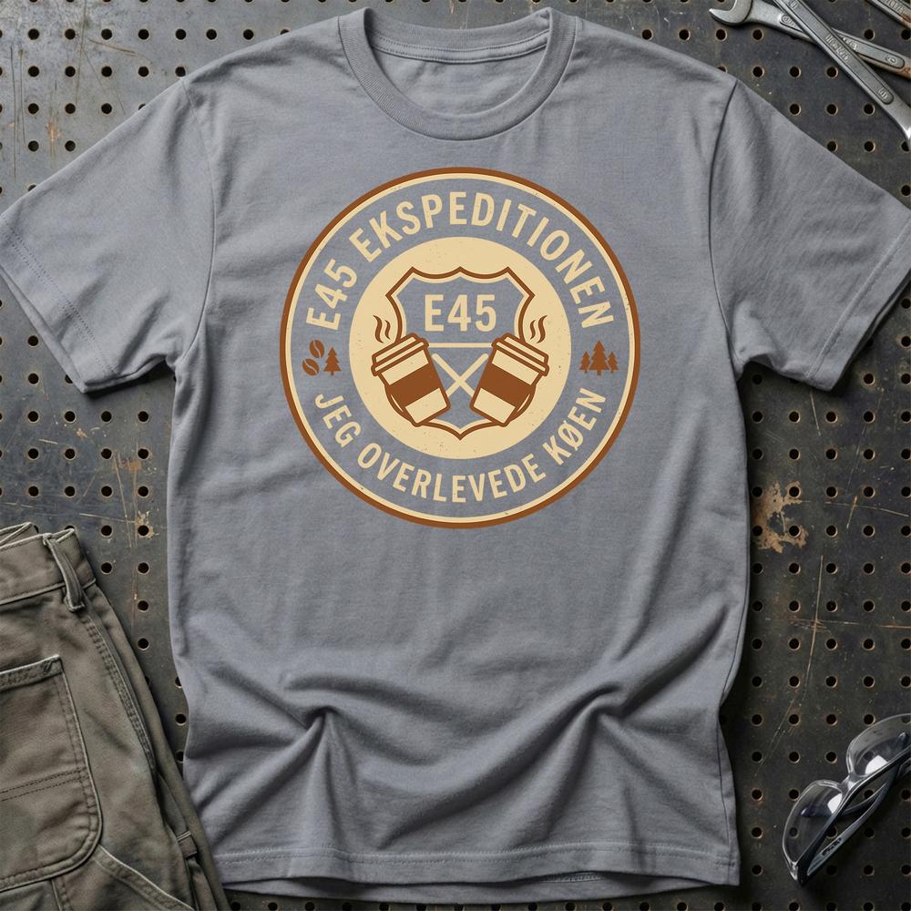 E45 Ekspeditionen Jeg Overlevede Køen T-Shirt-Beklædning-Garage Culture-Grå Sport-S-Garage Culture Shop- garage - man cave - merchandise