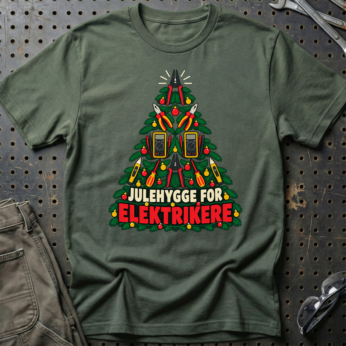 
Elektriker – Julehygge – Unisex T-Shirt – Grøn Militær