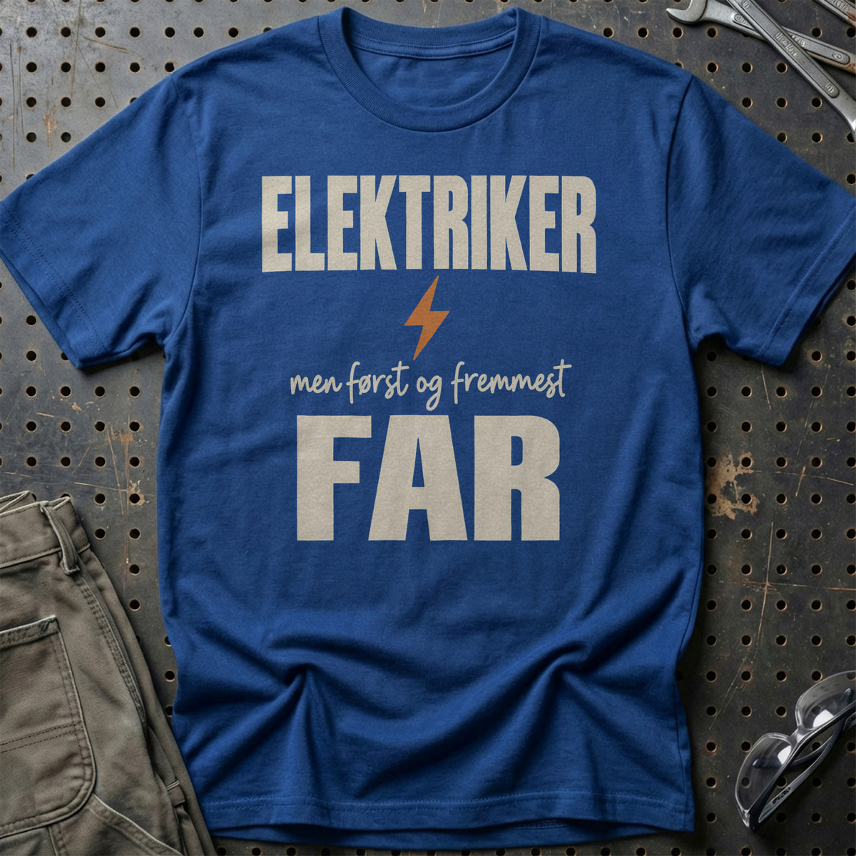 
Produktbillede af Elektriker – Men Først Og Fremmest Far T-Shirt