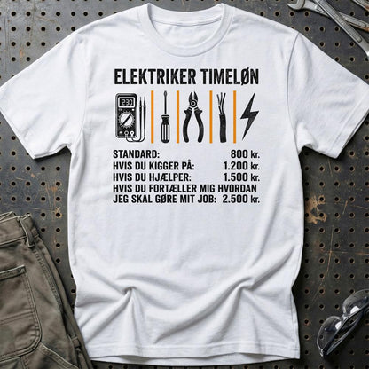 Elektriker Timeløn - Unisex T-Shirt , Bomuld-Beklædning-Garage Culture-Hvid-S-Garage Culture Shop- garage - man cave - merchandise