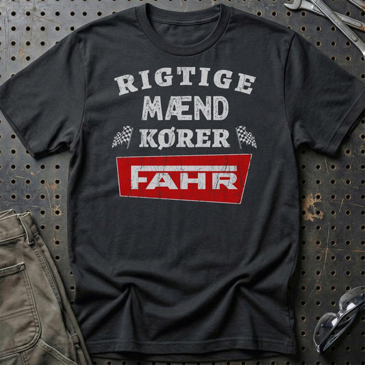 Fahr Rigtige Mænd Kører - Unisex T-Shirt , Bomuld-Beklædning-Fahr-Sort-S-Garage Culture Shop- garage - man cave - merchandise