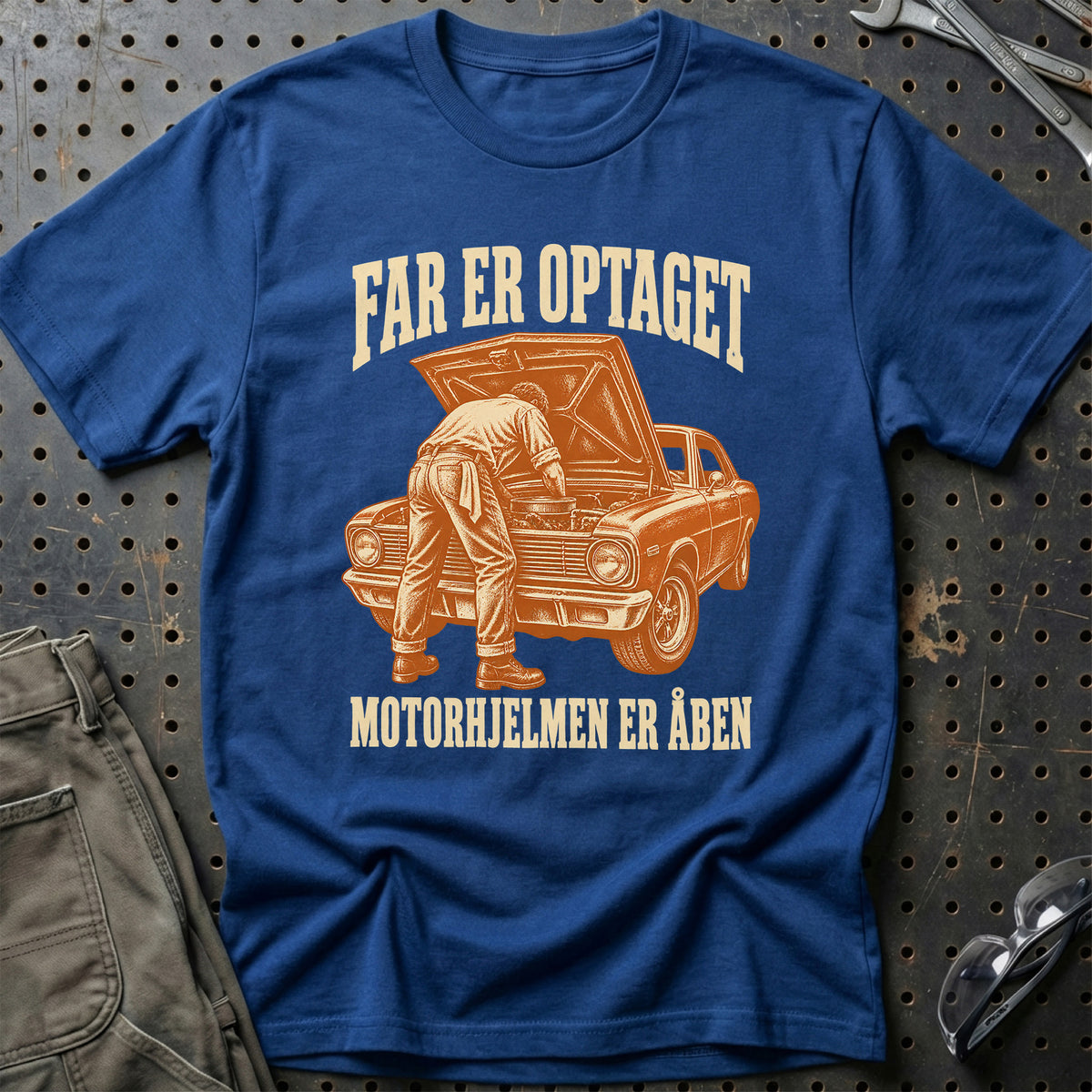 
Produktbillede af Far er optaget – Motorhjelmen er åben T-Shirt