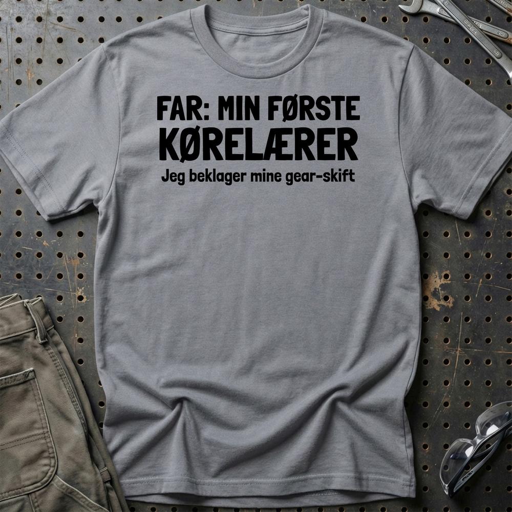 Far. Min Første Kørelærer T-Shirt-Beklædning-Garage Culture-Grå Sport-S-Garage Culture Shop- garage - man cave - merchandise
