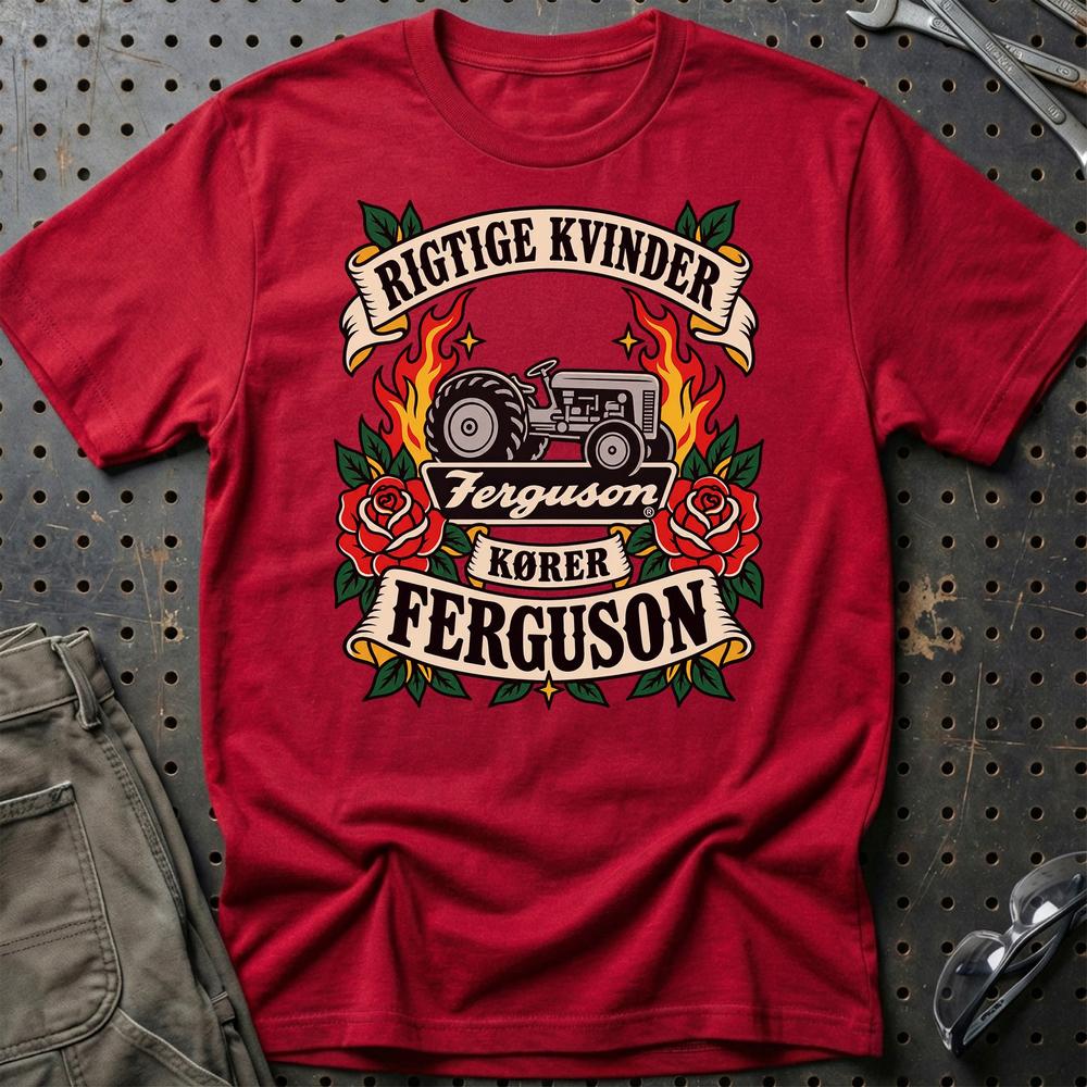
Produktbillede af Ferguson Rigtige Kvinder Kører – Roser og Flammer T-Shirt