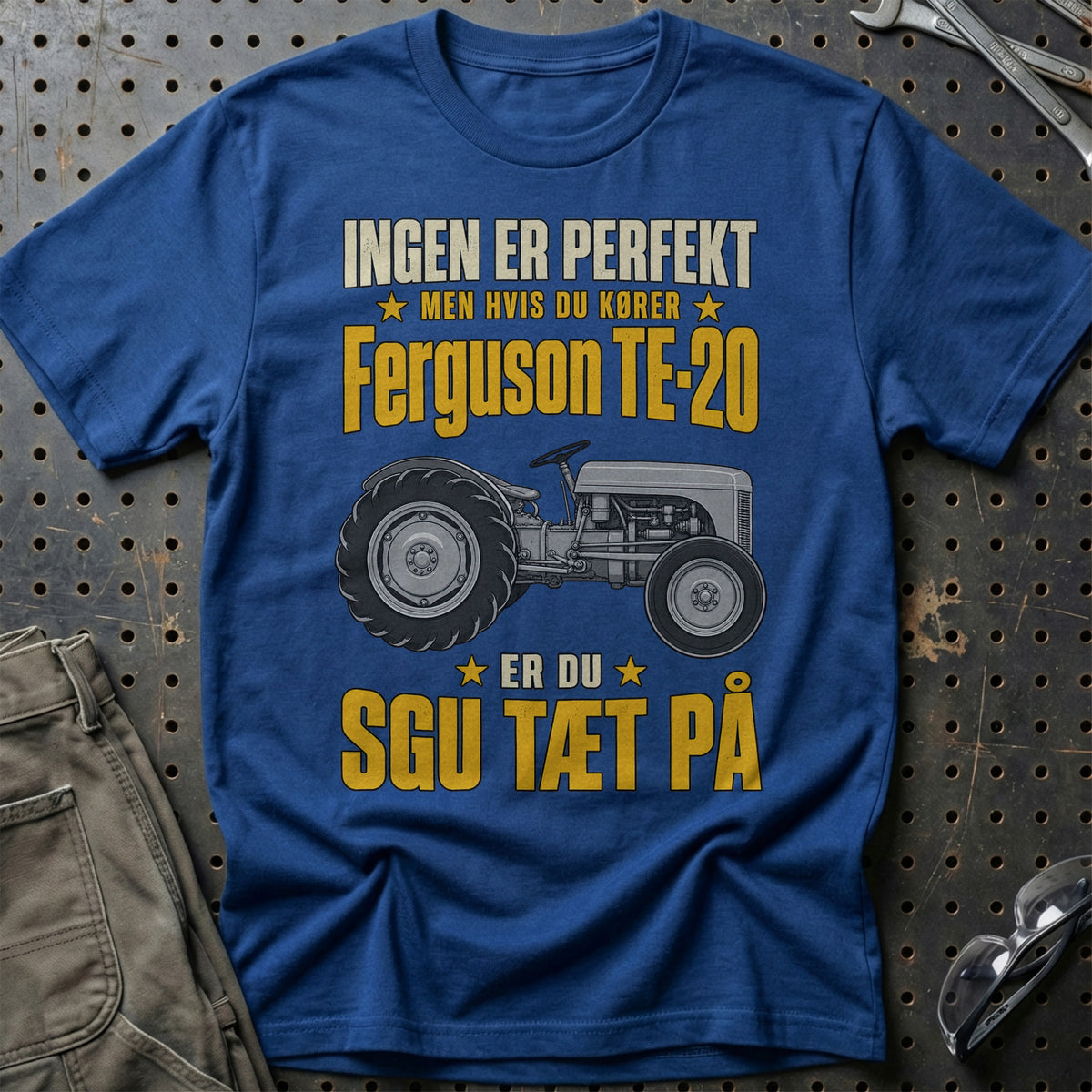 
Produktbillede af Ferguson TE-20 – Ingen Er Perfekt T-Shirt