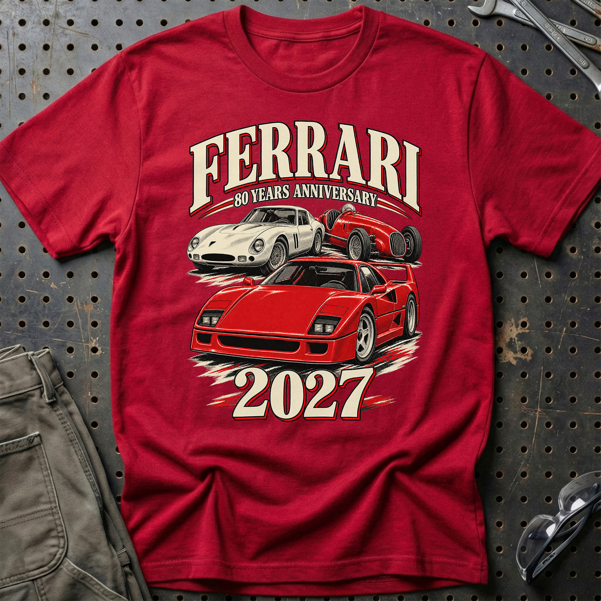 
Ferrari – 80 Years Anniversary 2027 T-Shirt – Rød
