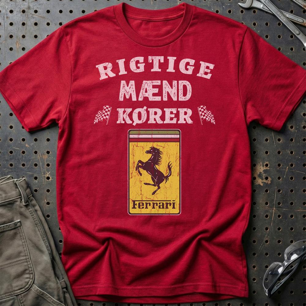 Ferrari Rigtige Mænd Kører T-Shirt-Beklædning-Ferrari-Rød-S-Garage Culture Shop- garage - man cave - merchandise