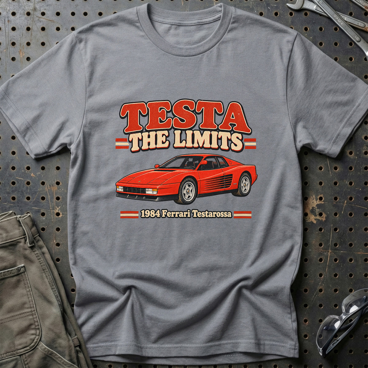 
Ferrari Testarossa 1984 – Testa the Limits T-Shirt – Grå Sport