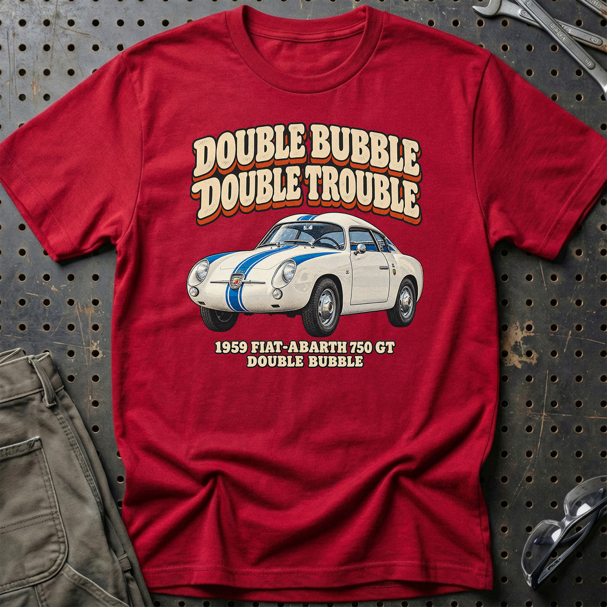 
Fiat-Abarth 750 GT 1959 – Double Bubble Double Trouble T-Shirt – Rød
