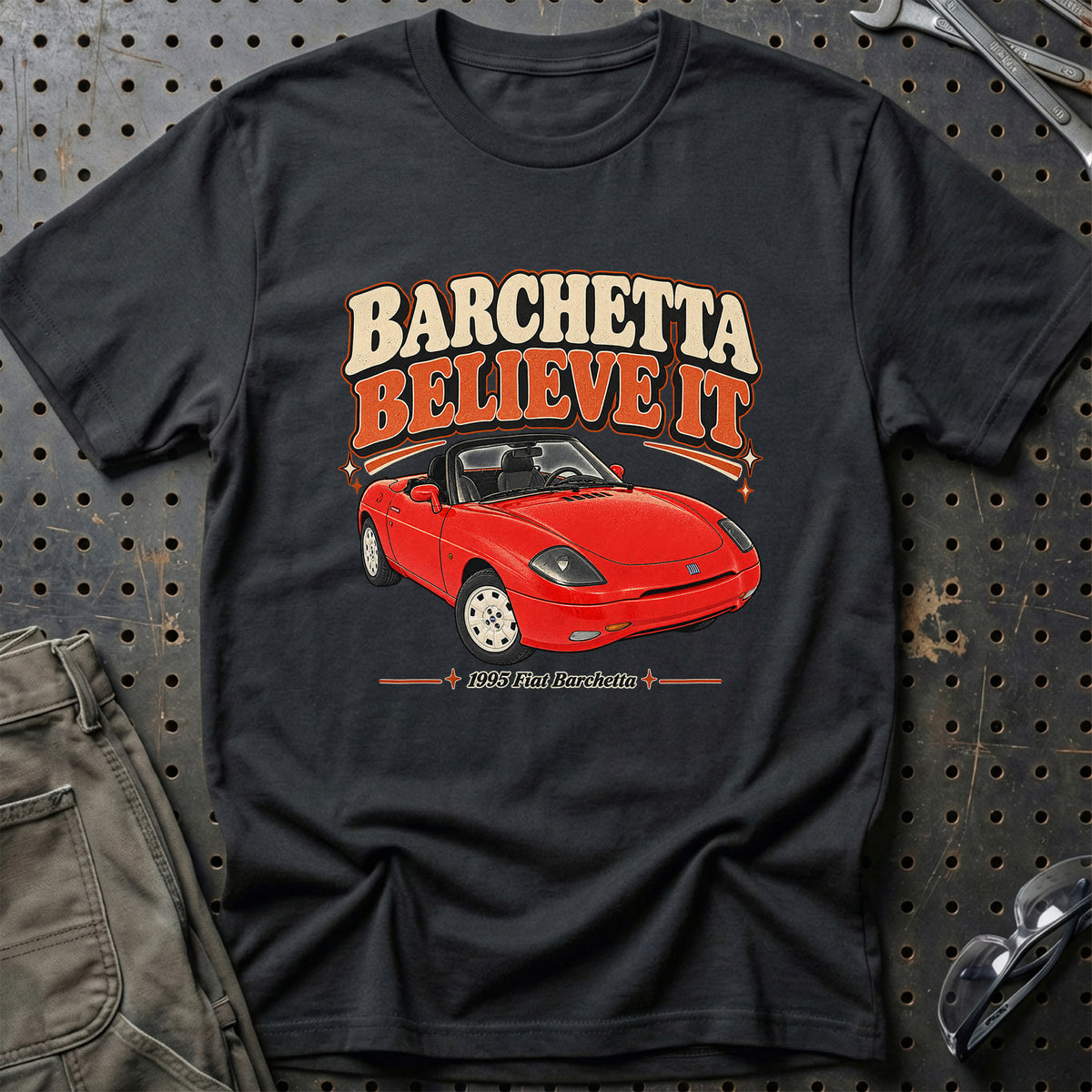 
Fiat Barchetta 1995 – Barchetta Believe It T-Shirt – Sort