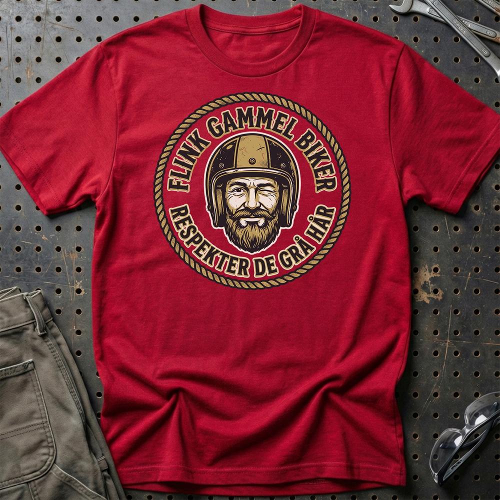 Flink Gammel Biker – Respekter de Grå Hår – Unisex T-Shirt , Bomuld-Beklædning-Garage Culture-Rød-S-Garage Culture Shop- garage - man cave - merchandise