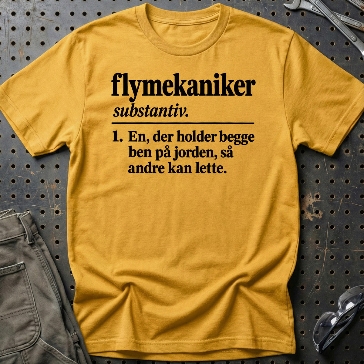 
Flymekaniker – Definition T-Shirt – Guld