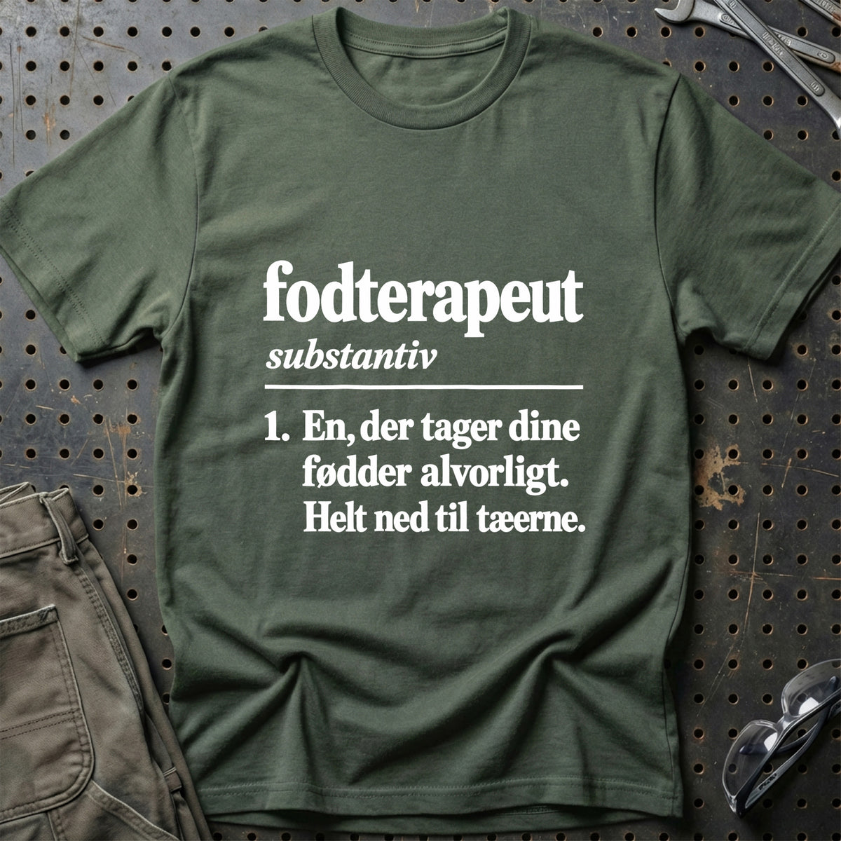 
Fodterapeut – Definition T-Shirt – Grøn Militær