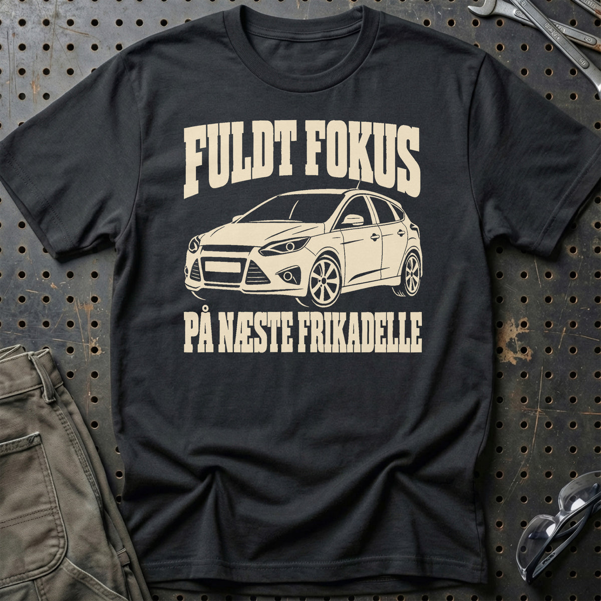 
Ford Focus III – Fuldt fokus på næste frikadelle – Unisex T-Shirt – Sort