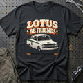 
Ford Lotus Cortina 1963 – Lotus Be Friends T-Shirt – Sort