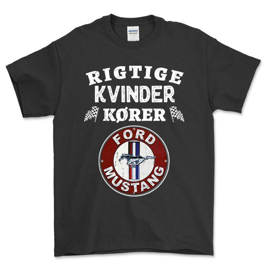 Ford Mustang Rigtige Kvinder Kører - Unisex T-Shirt , Bomuld-Beklædning-Ford-Sort-S-Forside-Garage Culture Shop- garage - man cave - merchandise