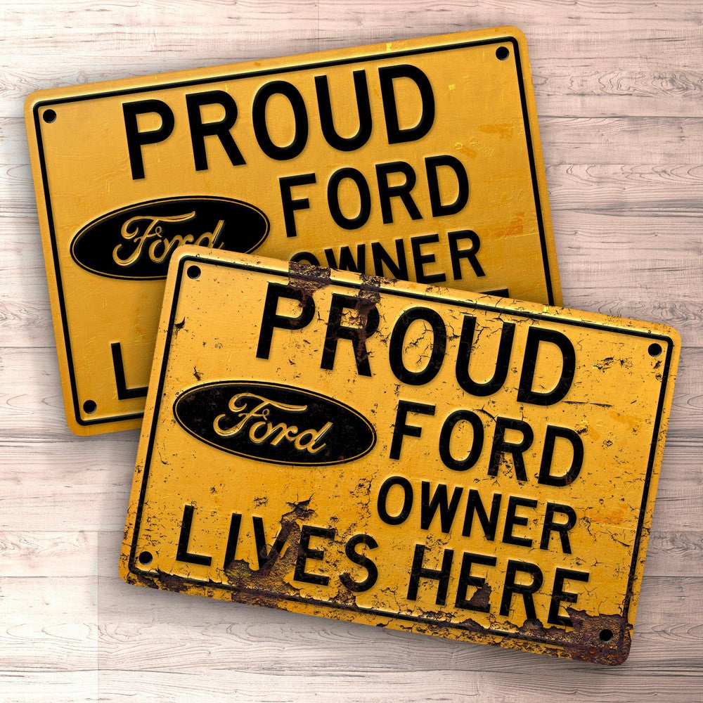 Ford Proud Ford Owner Lives Here Skilte, Musemåtte, Dørmåtte-Skilte-Ford-Garage Culture Shop- garage - man cave - merchandise