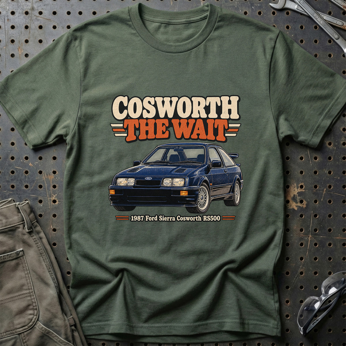 
Ford Sierra Cosworth RS500 1987 – Cosworth the Wait T-Shirt – Grøn Militær