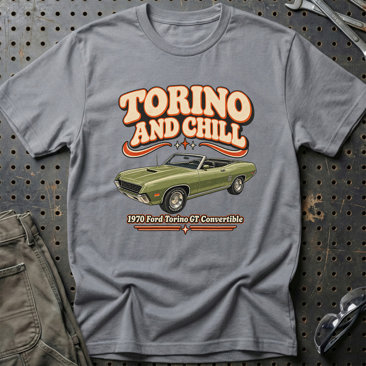 
Ford Torino GT Convertible 1970 – Torino and Chill T-Shirt – Grå Sport