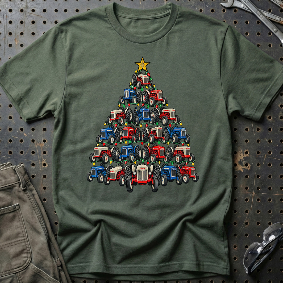 Ford Traktor Juletræ T-Shirt-Beklædning-Ford-Grøn Militær-S-Garage Culture Shop- garage - man cave - merchandise