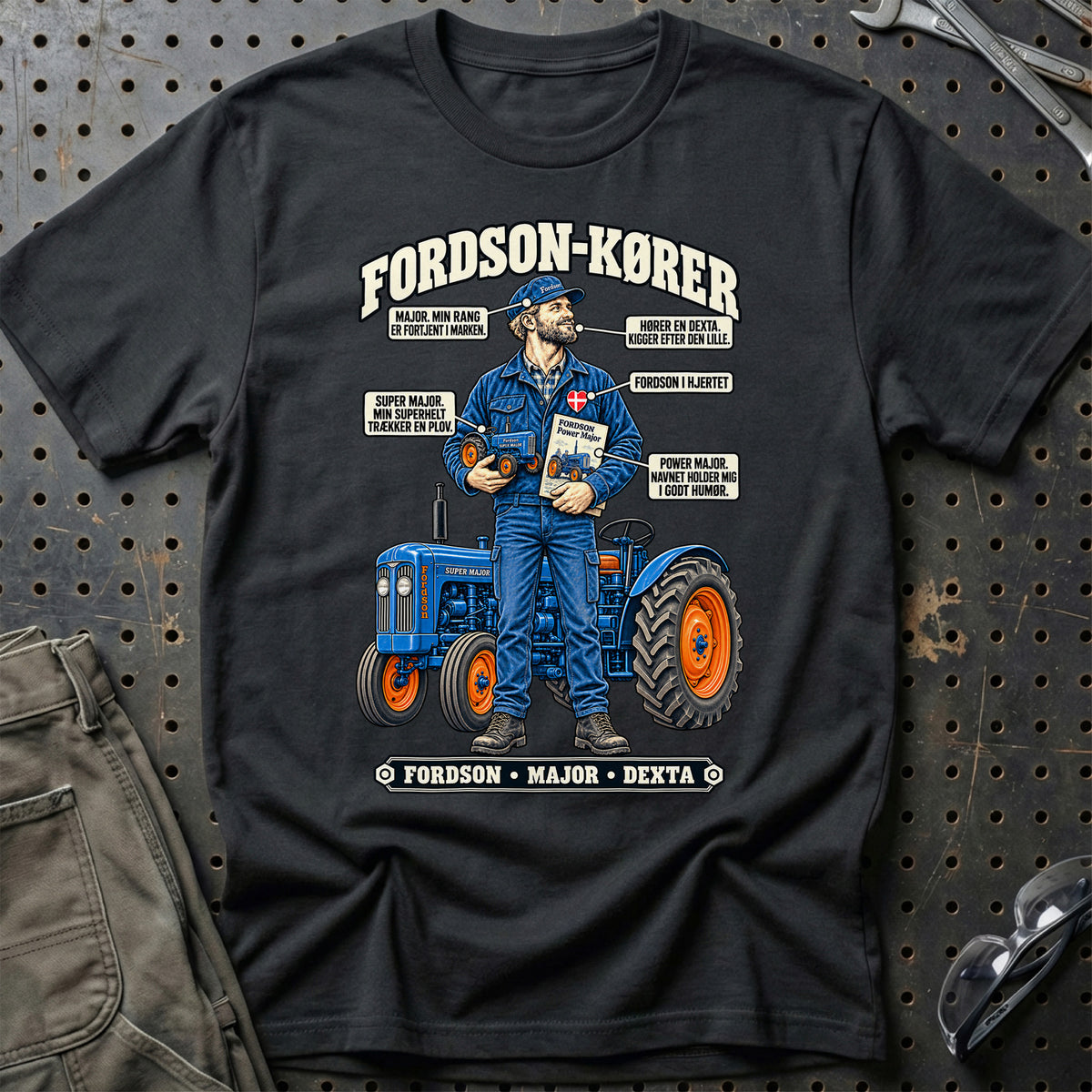 
Fordson-Kører T-Shirt – Sort