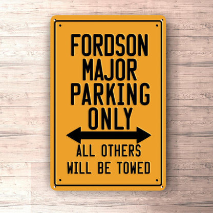 Fordson Major Parking Only Skilte, Musemåtte, Dørmåtte-Parking skilte-Fordson-Garage Culture Shop- garage - man cave - merchandise