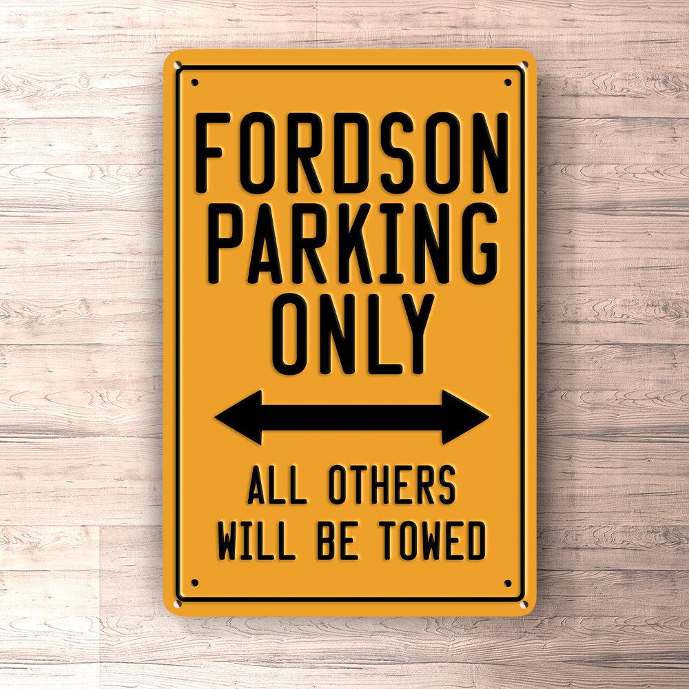 Fordson Parking Only Skilte, Musemåtte, Dørmåtte-Parking skilte-Fordson-Garage Culture Shop- garage - man cave - merchandise