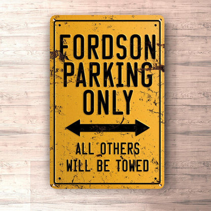 Fordson Parking Only Skilte, Musemåtte, Dørmåtte , Plakat-Parking skilte-Fordson-Garage Culture Shop- garage - man cave - merchandise