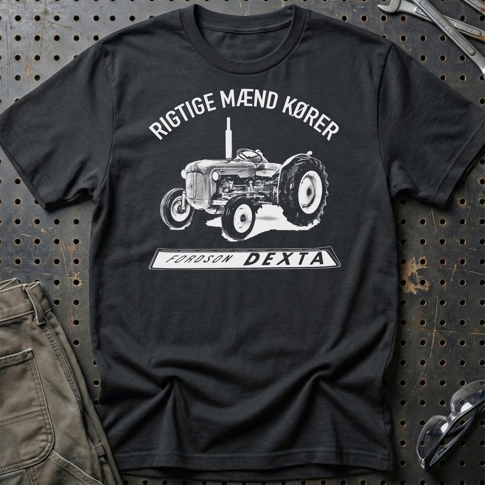 Fordson - Rigtige Mænd Kører Fordson Dexta T-Shirt-Beklædning-Fordson-Sort-S-Garage Culture Shop- garage - man cave - merchandise