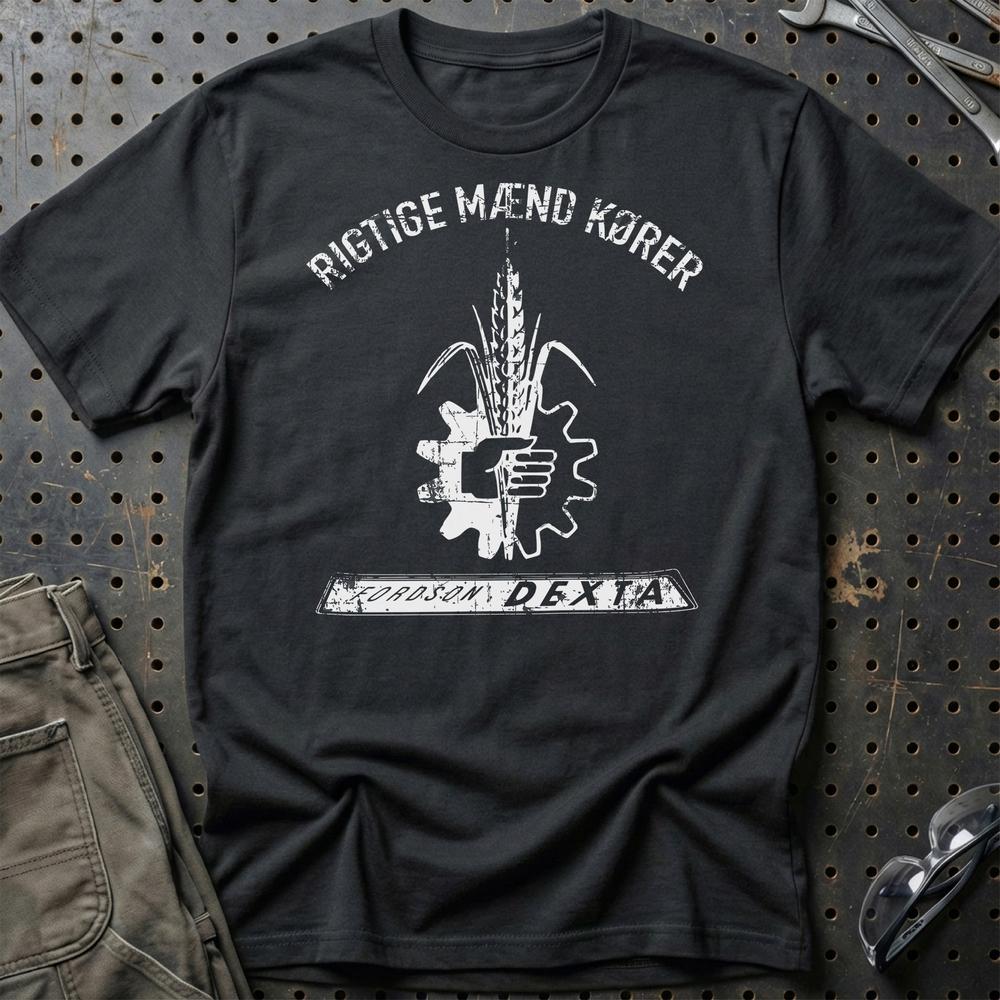 Fordson - Rigtige Mænd Kører Fordson Dexta T-Shirt-Beklædning-Fordson-Sort-S-Garage Culture Shop- garage - man cave - merchandise